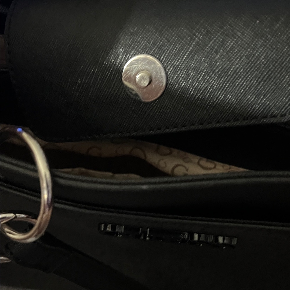 GUESS Elegant Black Tote - Picture 2 of 7